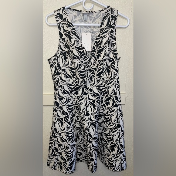a new day Dresses & Skirts - a new day Black and White Sleeveless Dress